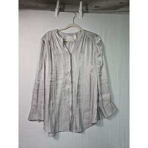 Chico's Women's Gray Long Sleeve Blouse Button Up Size 2 (L/12) Wrinkle Metallic